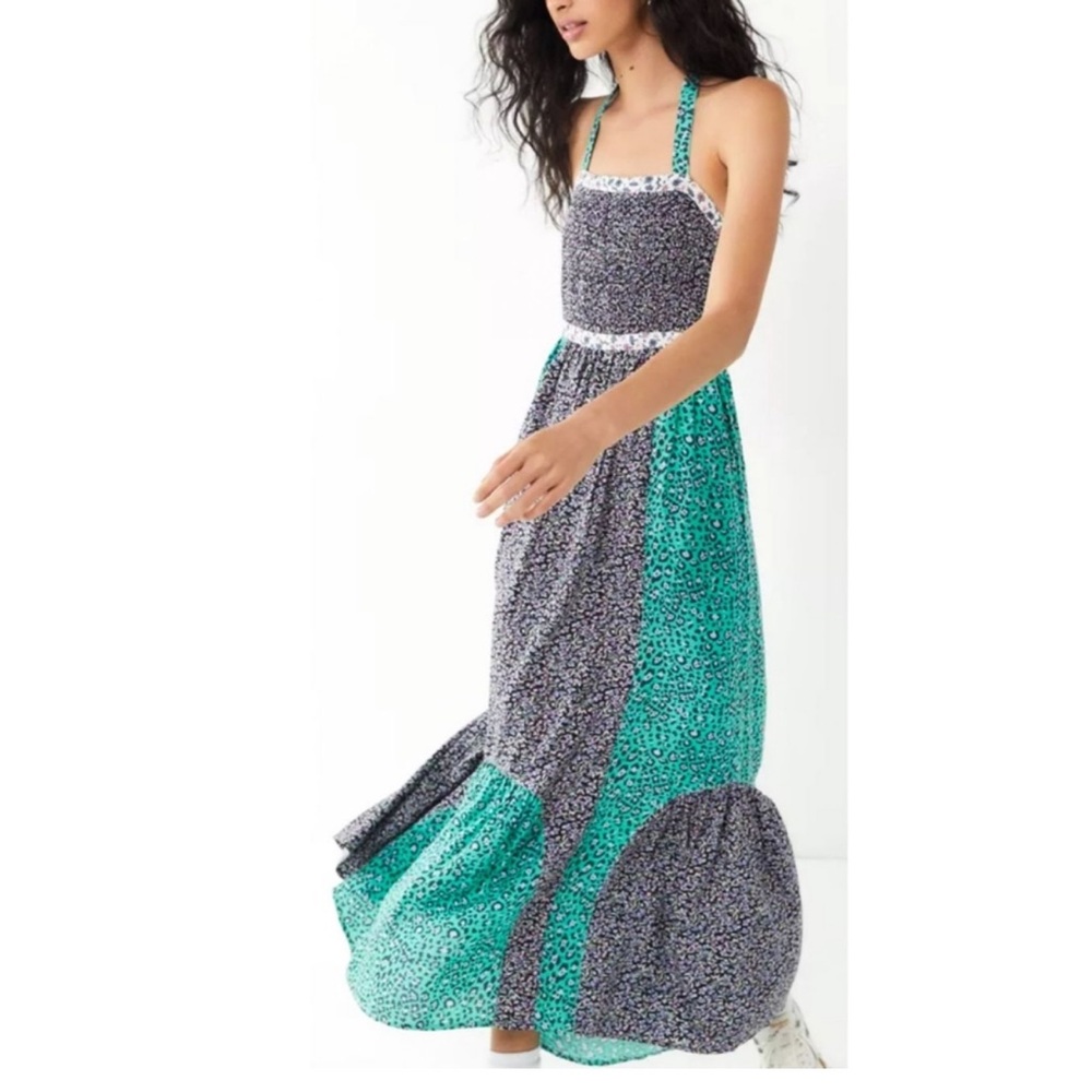 Urban Outfitters Green and Black Patterned Maxi Dress Size 4